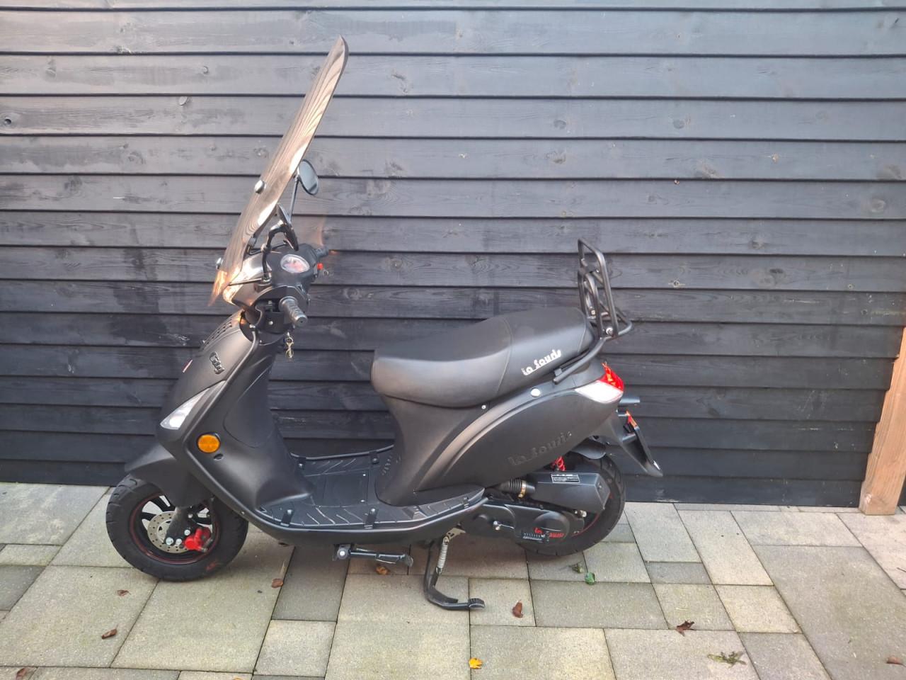 Scooter te koop