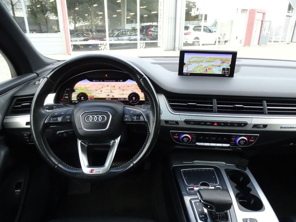 Audi Q7 3.0 tdi e-tron quattro sport s-line | pano | 22"