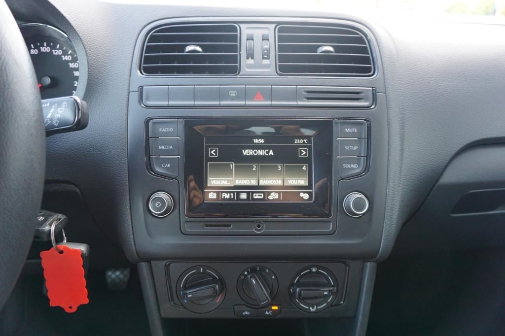 Volkswagen Polo 1.0 comfortline edition airco / elektr. ramen / lm velgen