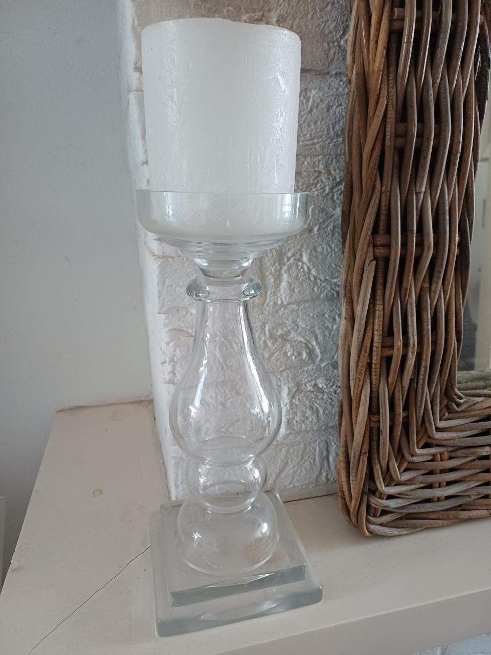 2 glazen Rivièra Maison kandelaars met GRATIS een (RM) mini stolp!