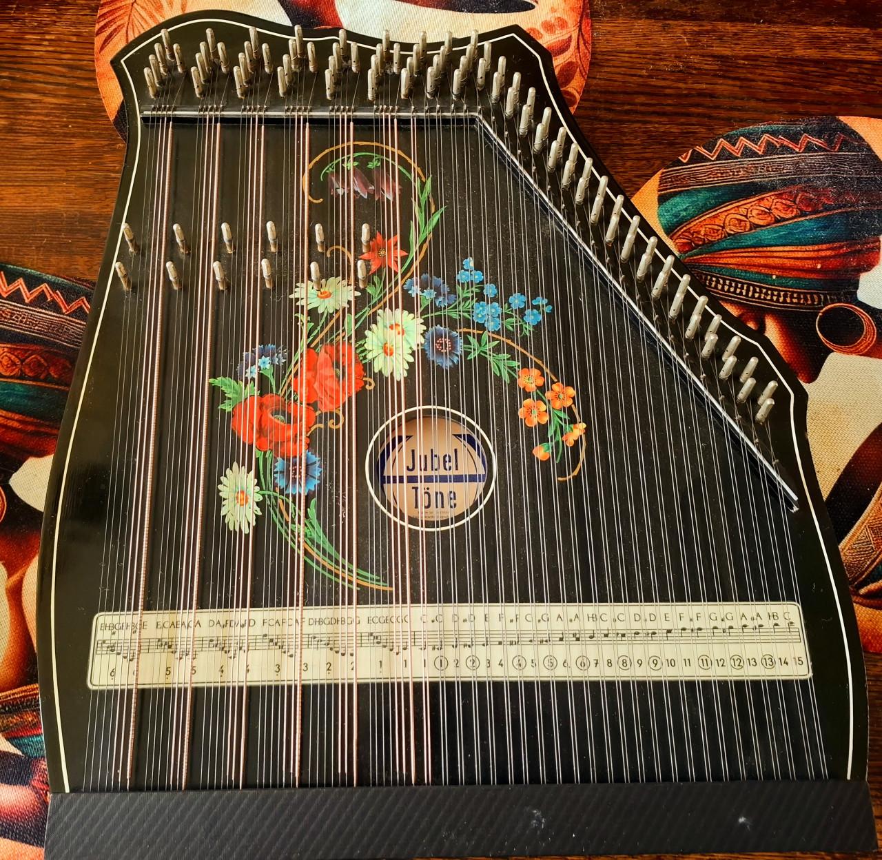 Zither ARTDECO