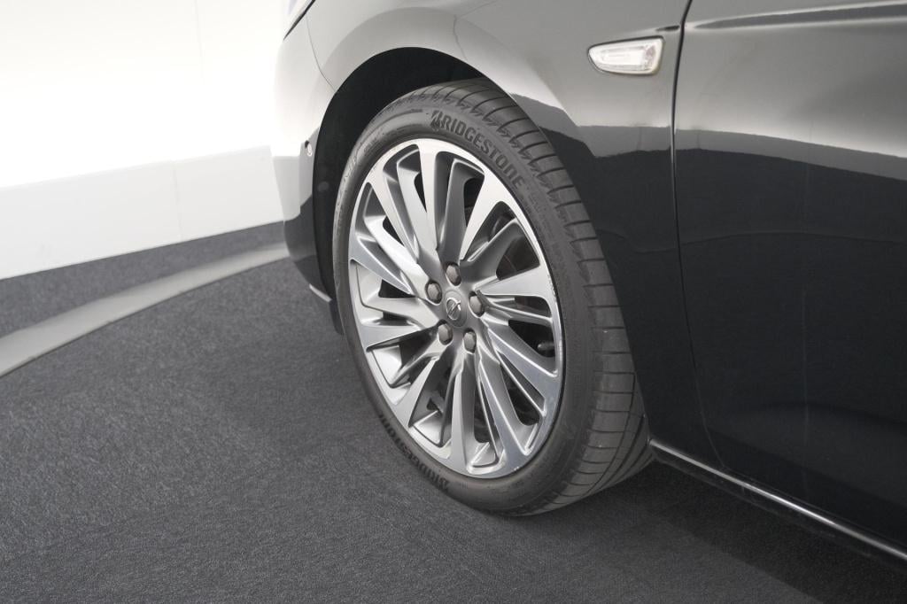 Opel Astra 130 business elegance | schuif-/kanteldak | camera | stoelventil