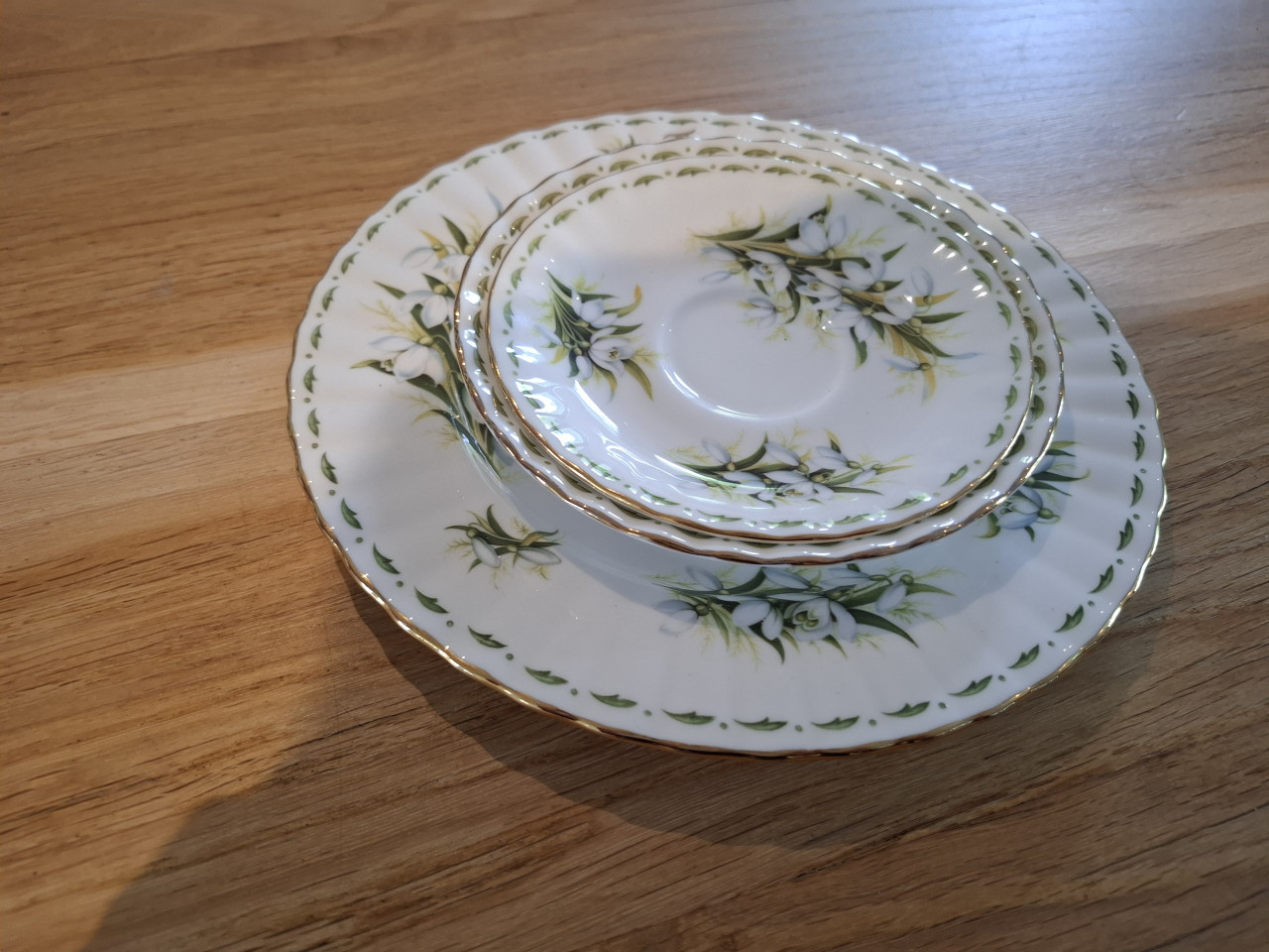 Royal Albert - Flowers of the Month - diverse sets - Antiek servies
