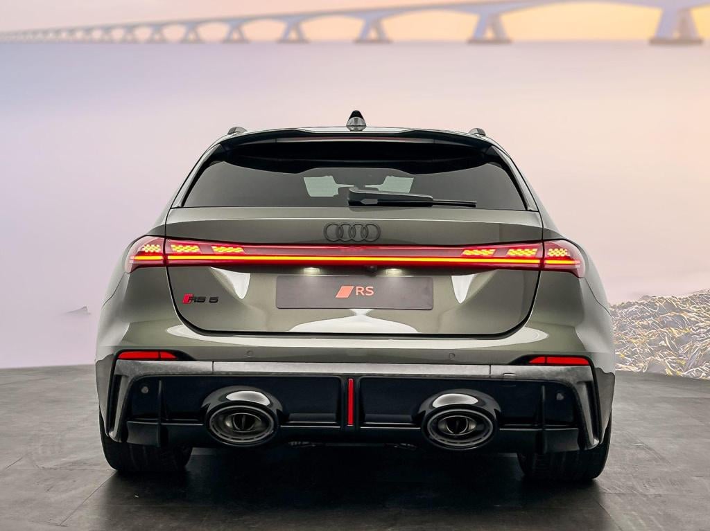 Audi Rs5 avant 2.9 e-hybrid 639pk quattro
