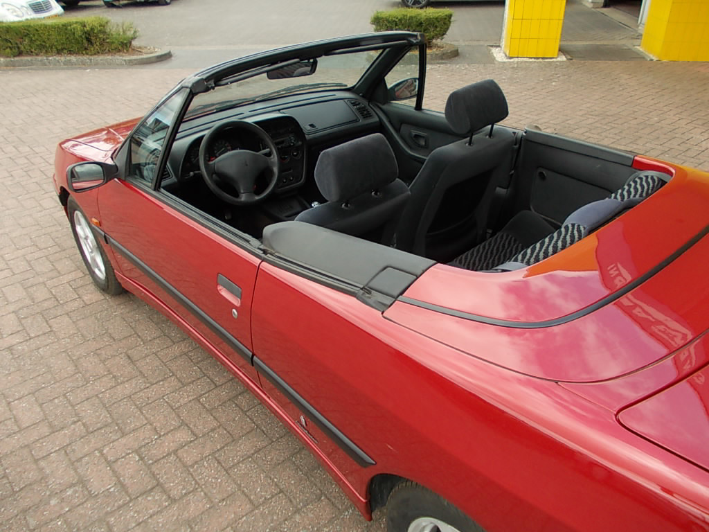 Peugeot 306 cabriolet 1.8 cabriolet, nw. cabrio kap, nette auto