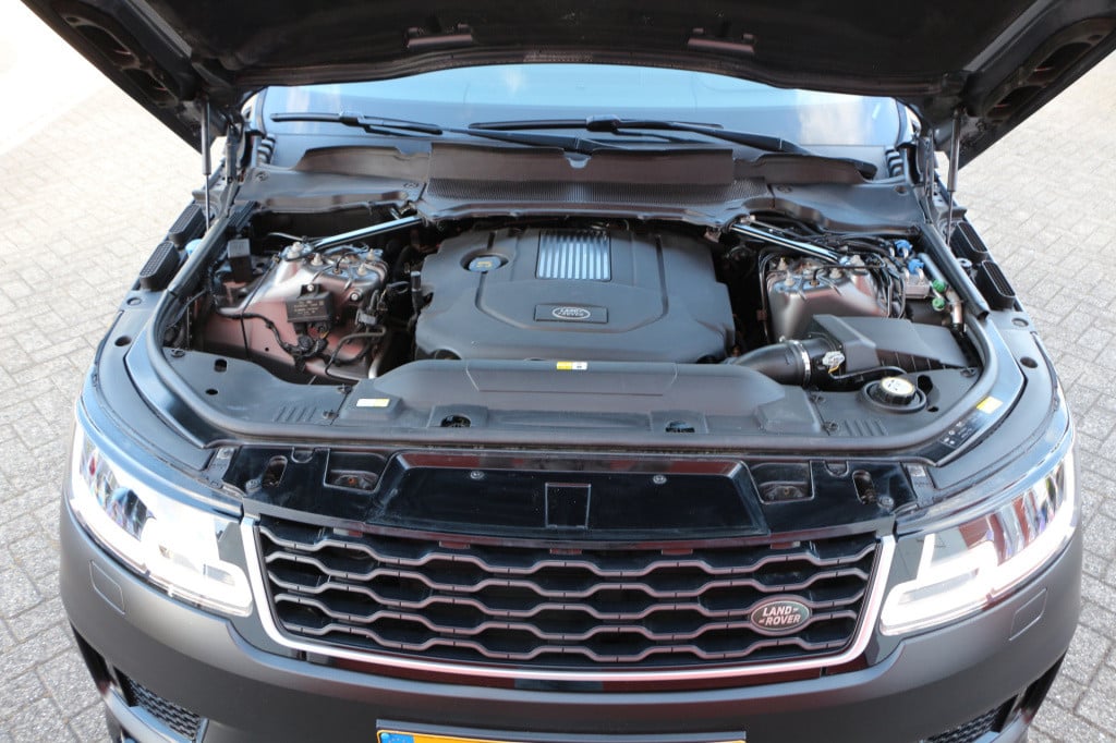 Land Rover Range Rover 3.0 tdv6 hse dynamic -facelift-