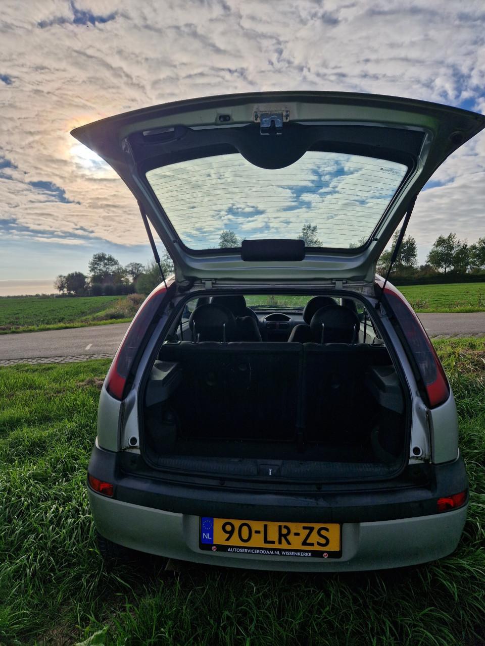 Opel corsa 1.2 2003