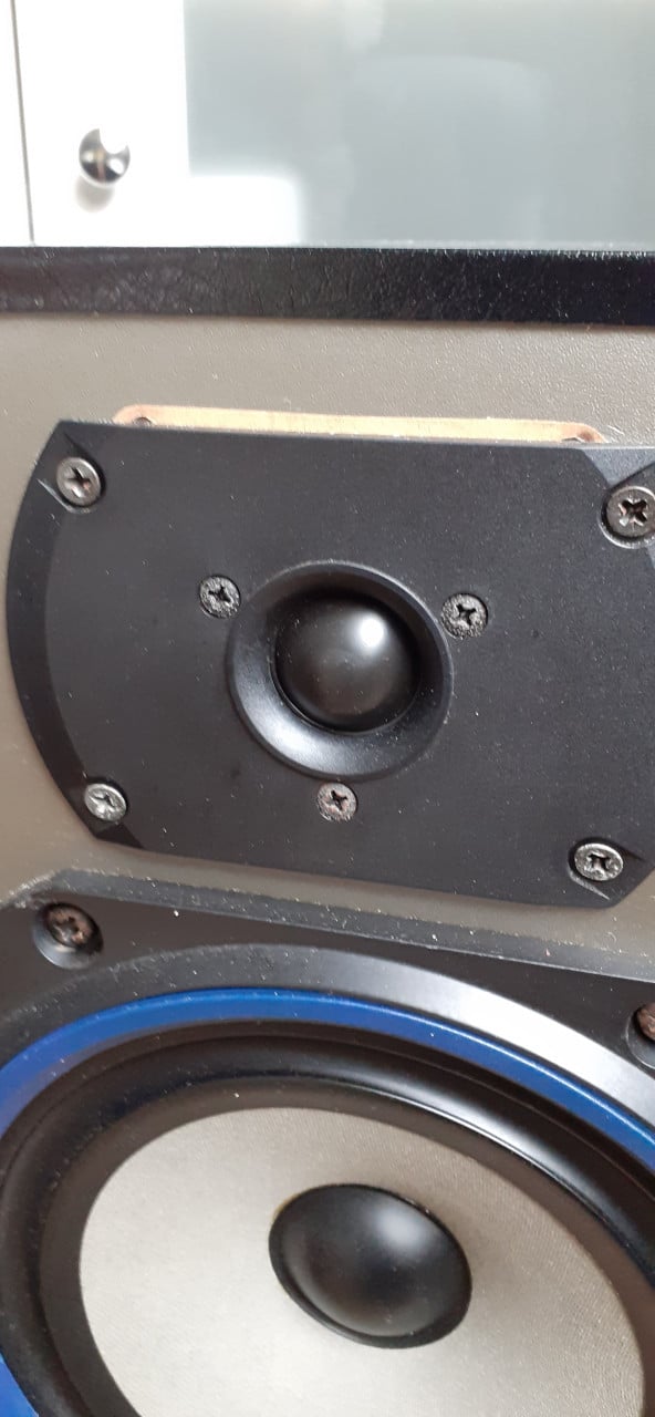 2 stuks B&W 220i vintage speakers