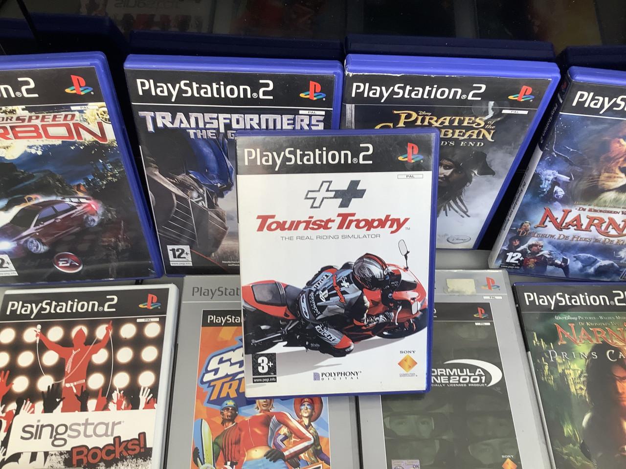 PlayStation 2 spellen te koop aangeboden, zie foto’s en omschrijving