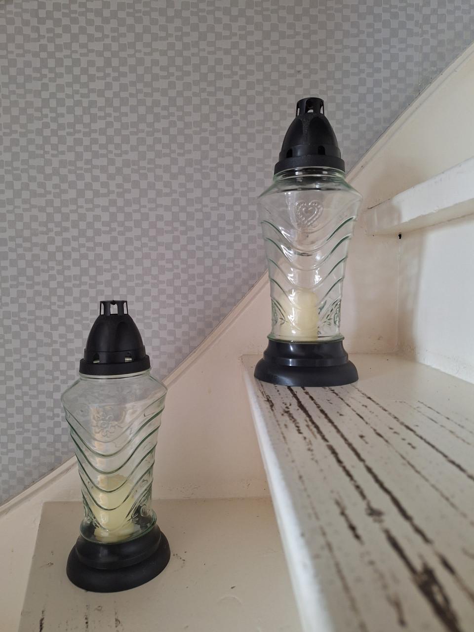 2 graf lantaarntjes