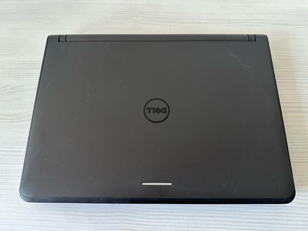 Dell Latitude 13 3340/Intel Core i3/8GB ram/Windows11/