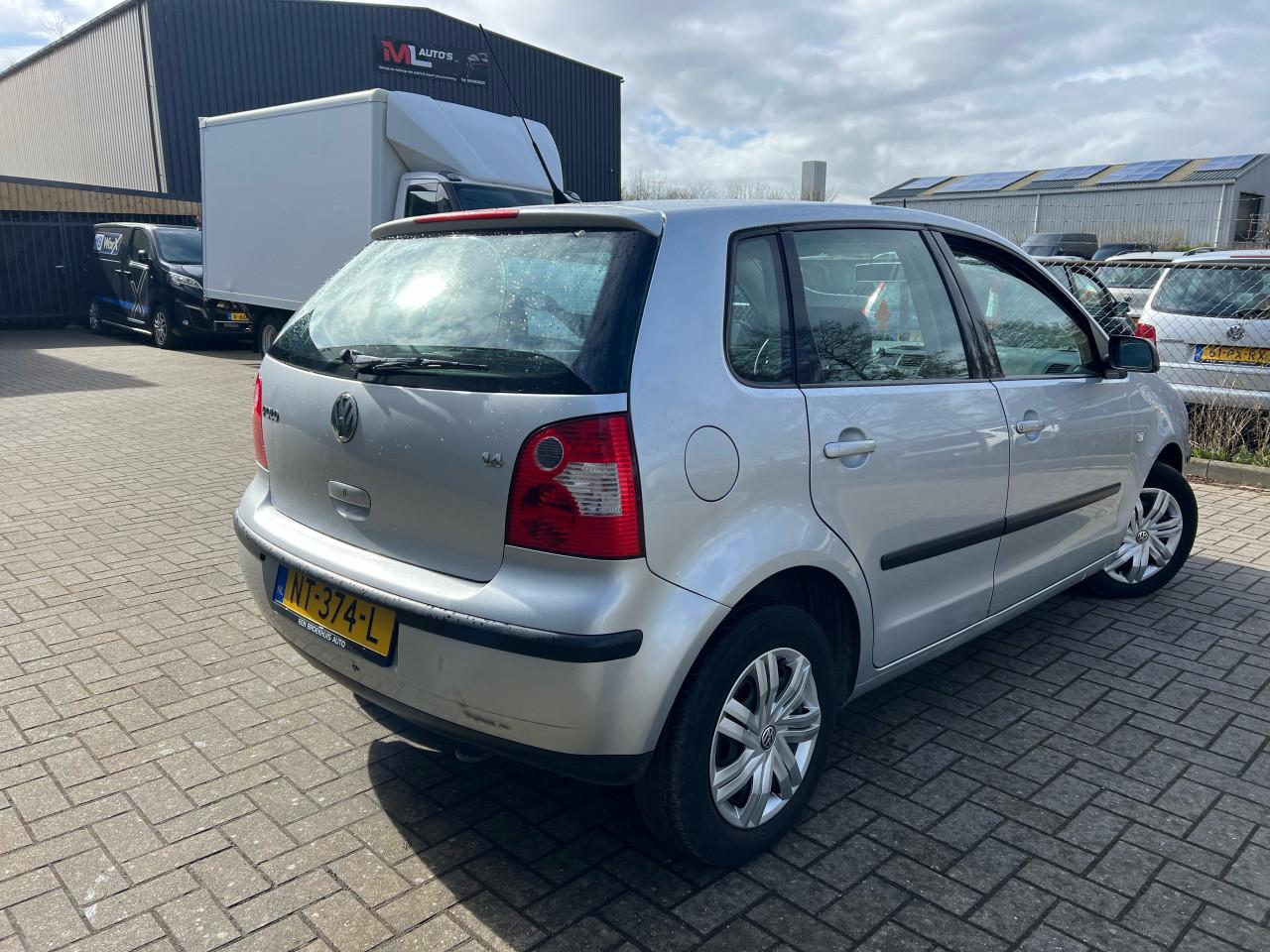 Volkswagen Polo 1.4-16V Automaat 82.684KM