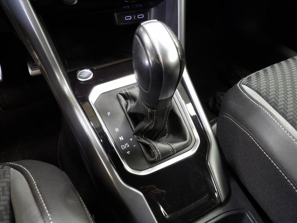Volkswagen T-roc cabrio 1.5 tsi 150pk 7-dsg r-line black style