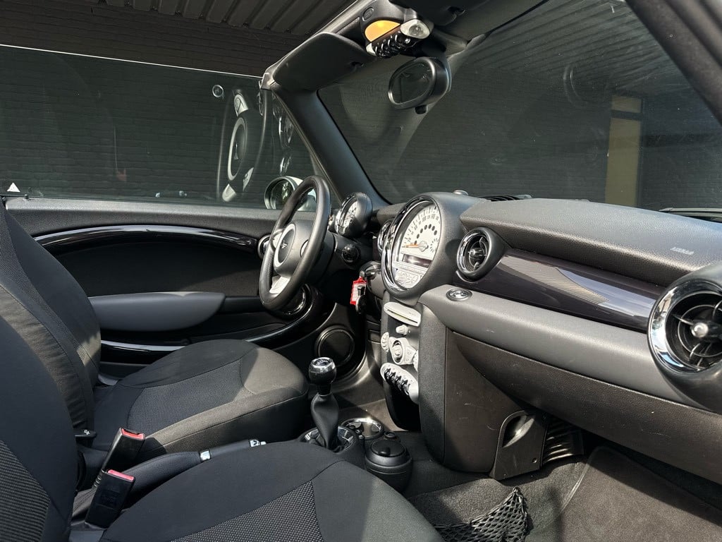 Mini Cooper Cabrio 1.6 pepper // dealeronderhouden //