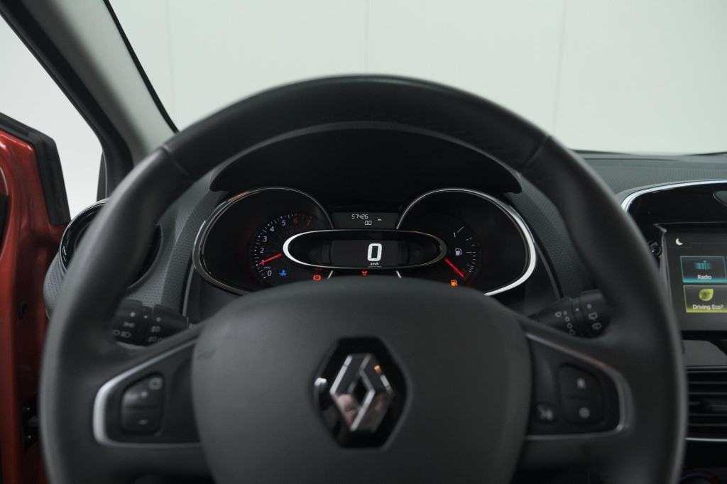 Renault Clio estate tce 90 zen | navigatie | airco | stoelverwarming | crui