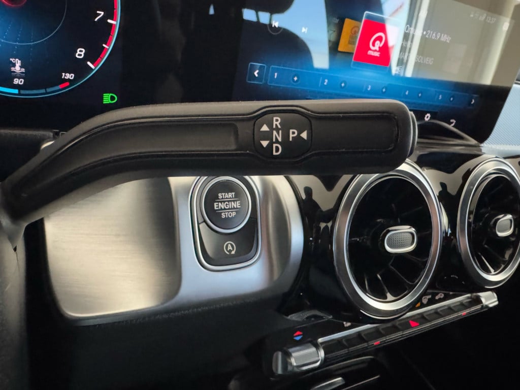 Mercedes-Benz Glb 180 business solution