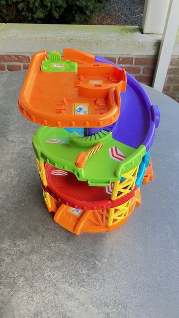 Parkeergarage plastic