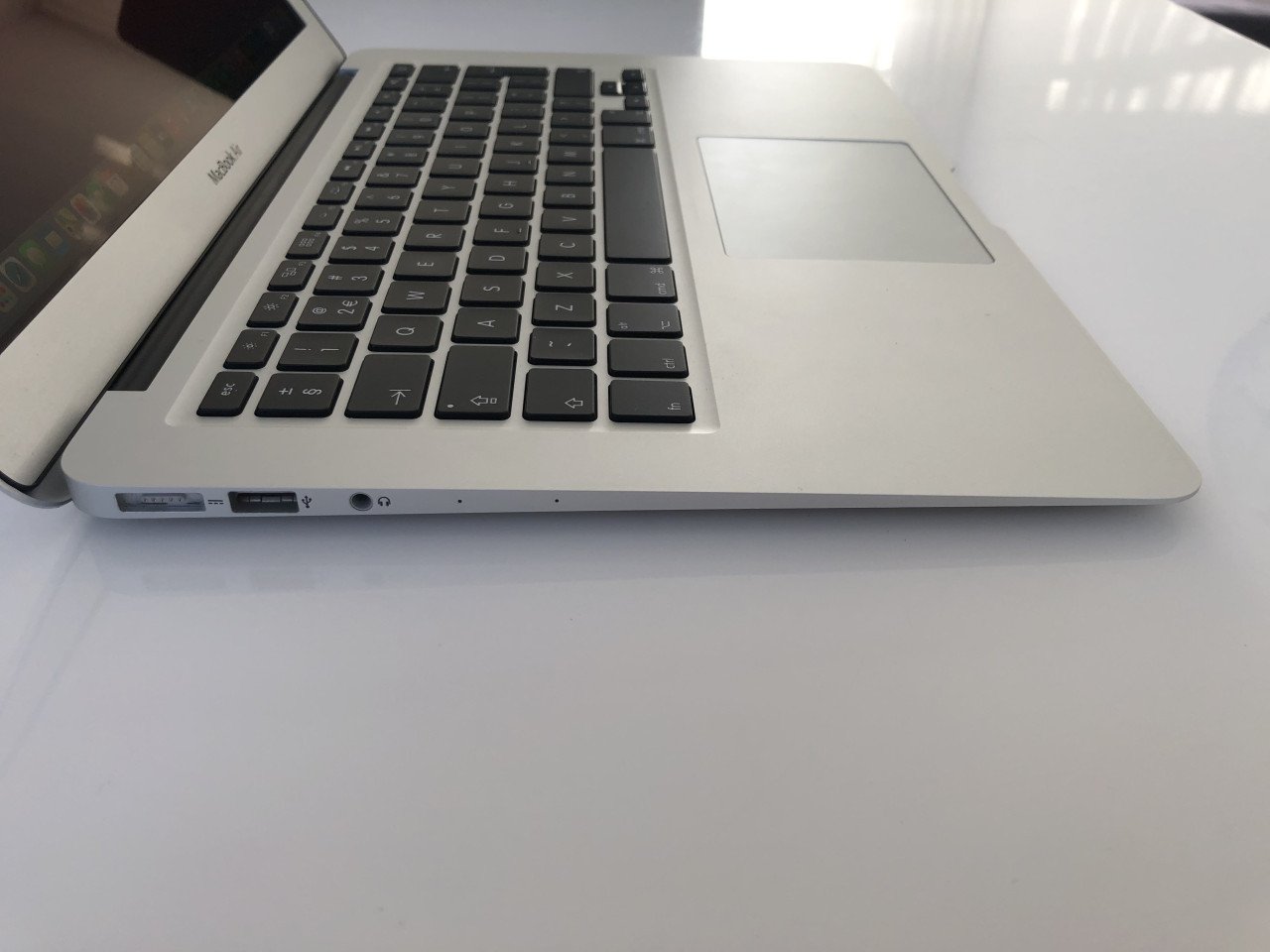 Macbook Air 13 inch SSD Intel Core i5 Office pakket & doos | in Nieuwstaat