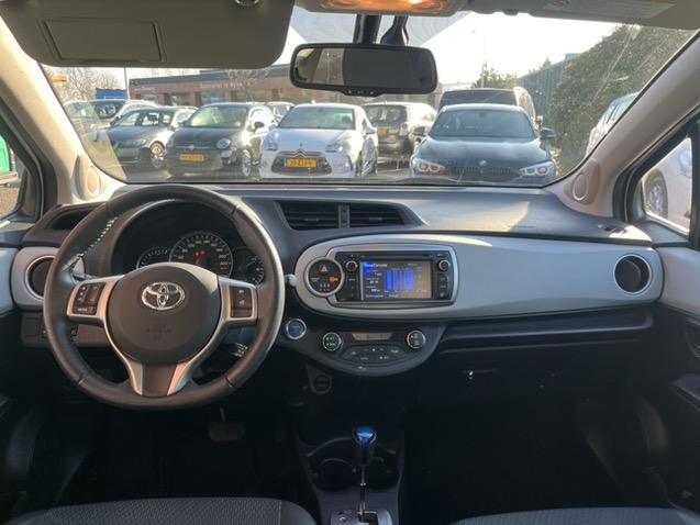 Toyota Yaris 1.5 full hybrid dynamic | pano | 16'' lmv | camera | zeer netj
