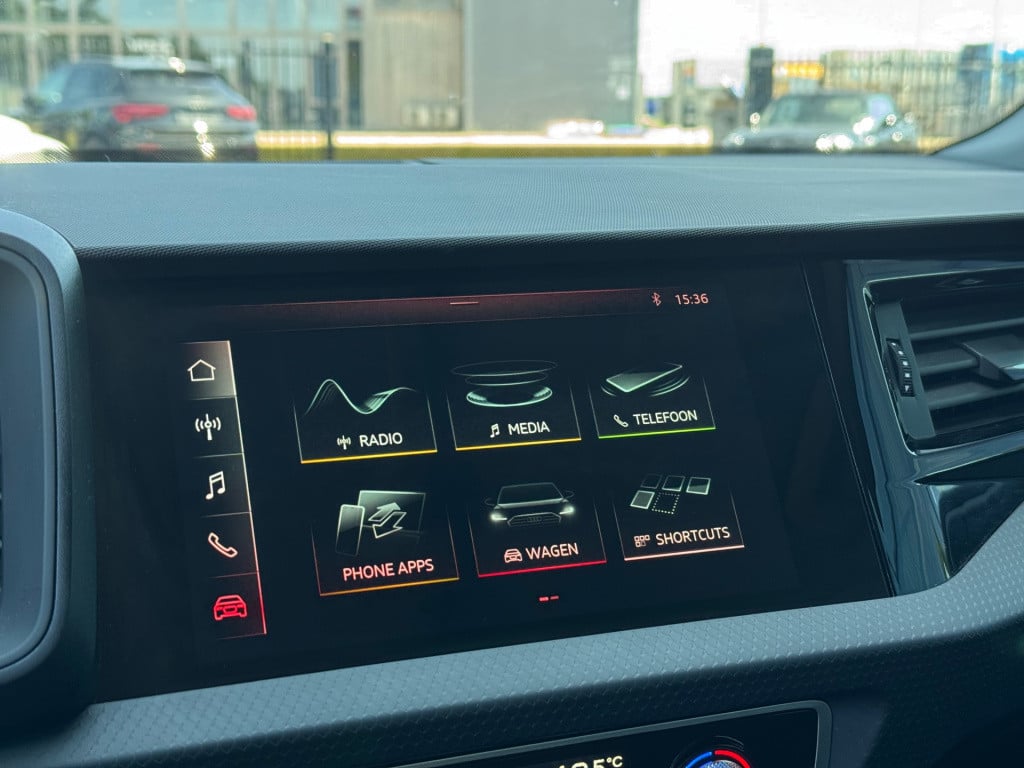 Audi A1 Sportback 30 tfsi * led * stoelverwarming * pdc * virtual cockpit