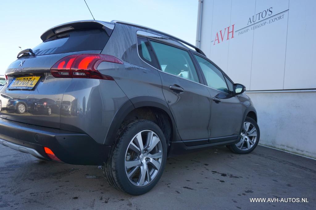 Peugeot 2008 1.2 puretech allure