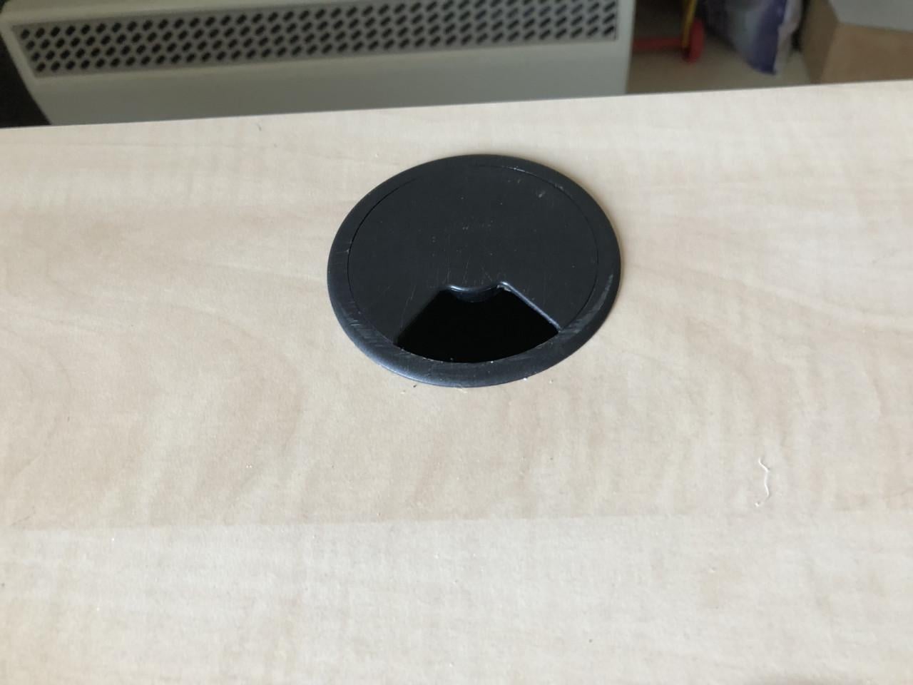 Te koop goed bureau.(z.g.a.n.)