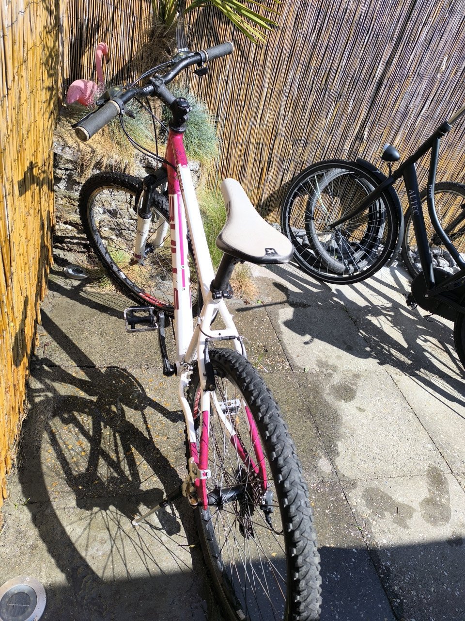 3 mountainbikes