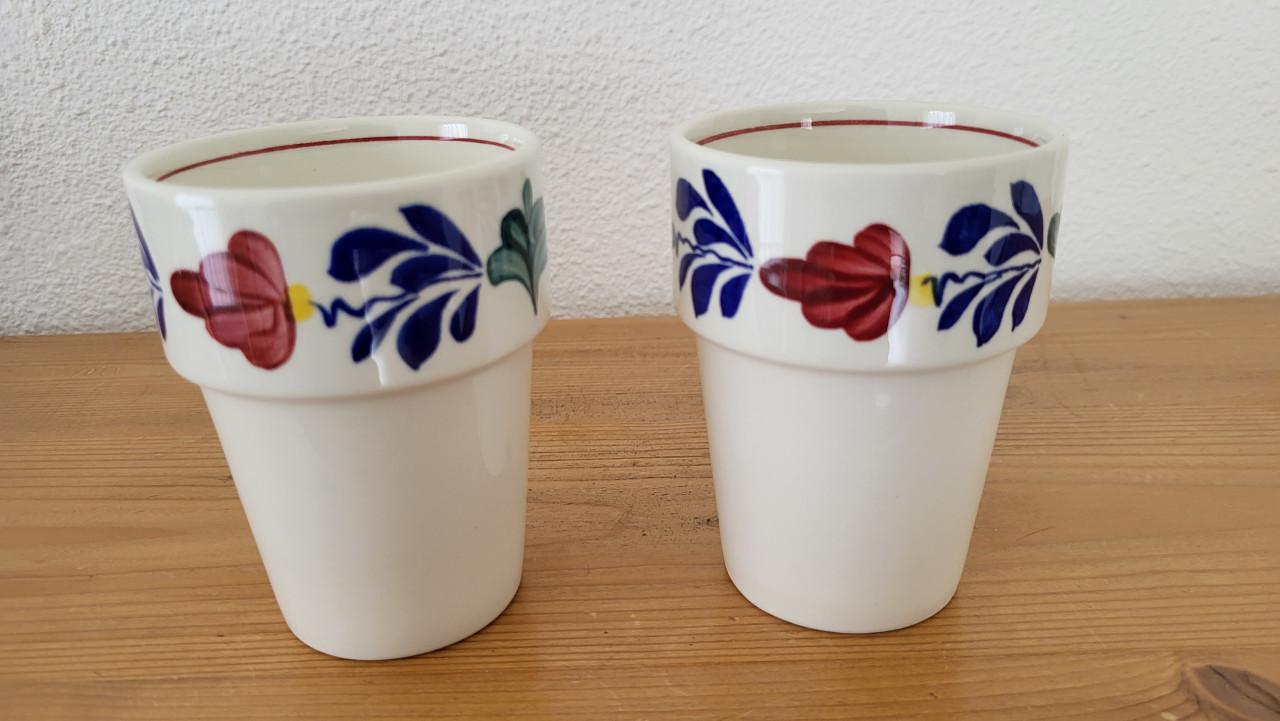 Set van 2 Boerenbont (Boch Belgium) melkbekers