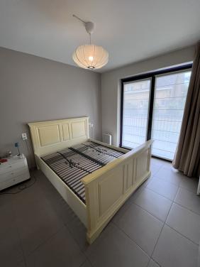 Prachtig klassiek queensize bed 160x200 cm – lichtgeel