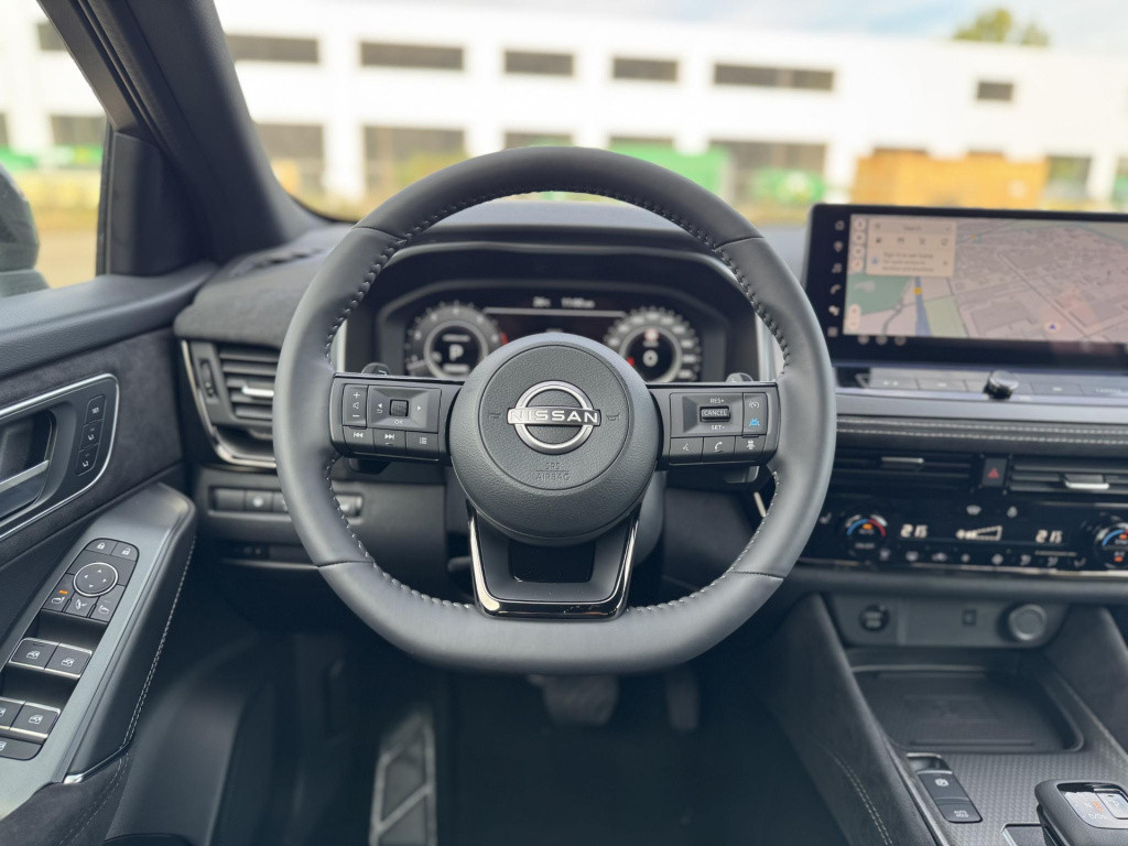 Nissan Qashqai 1.3 mhev xtronic n-design alle opties!