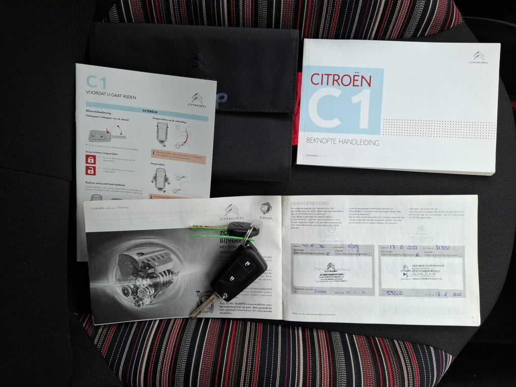 Citroen C1 1.0 vti 72 pk feel 5-drs airco/led/bluetooth