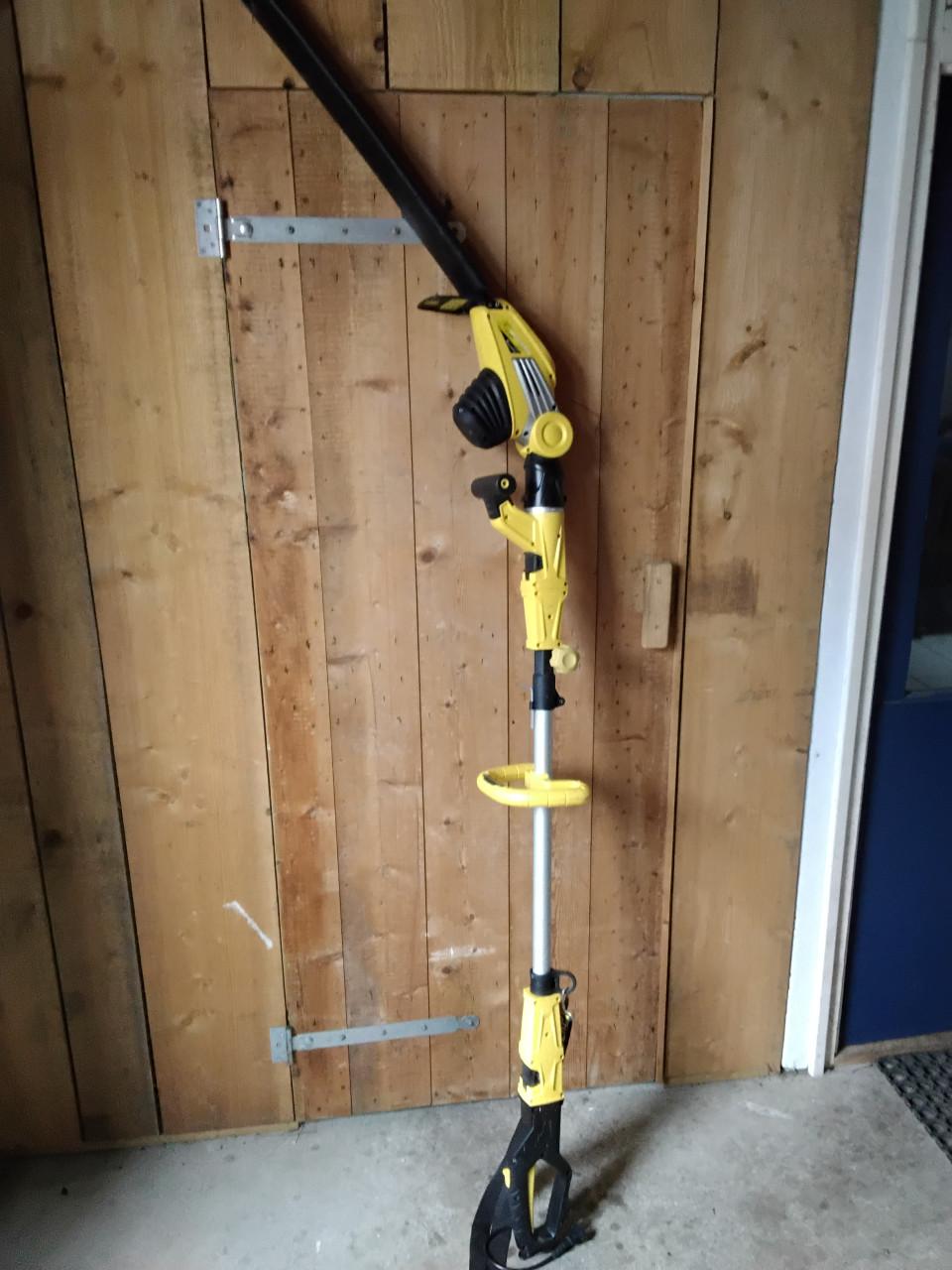 Elektrische stokheggenschaar