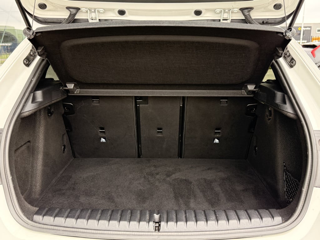 BMW 1 Serie 118i executive m-sport | stoelverwarming | led | stuurverwarmin