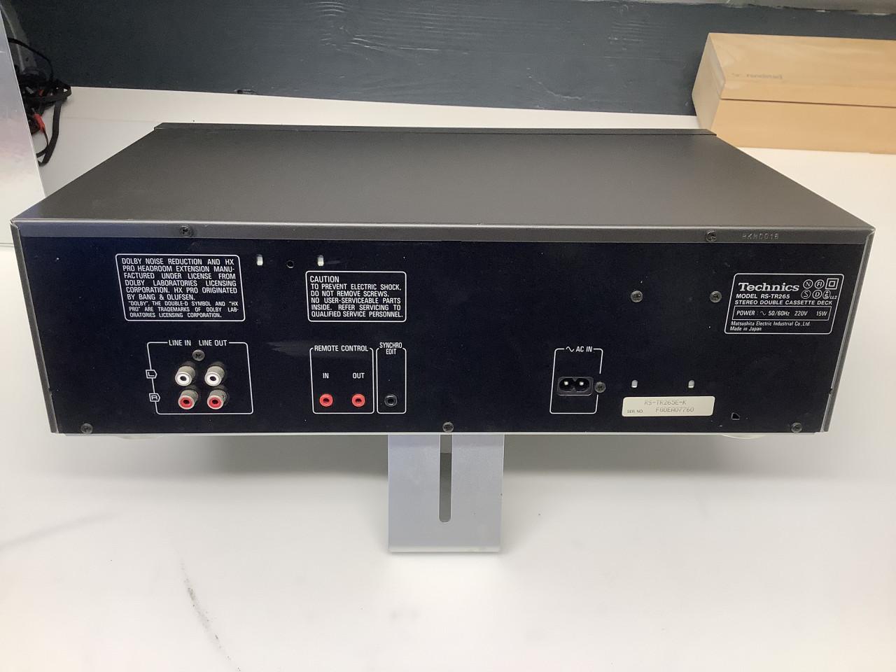 Technics Stereo Double Cassettedeck RS-TR265. Let op 1 kant doet het niet.