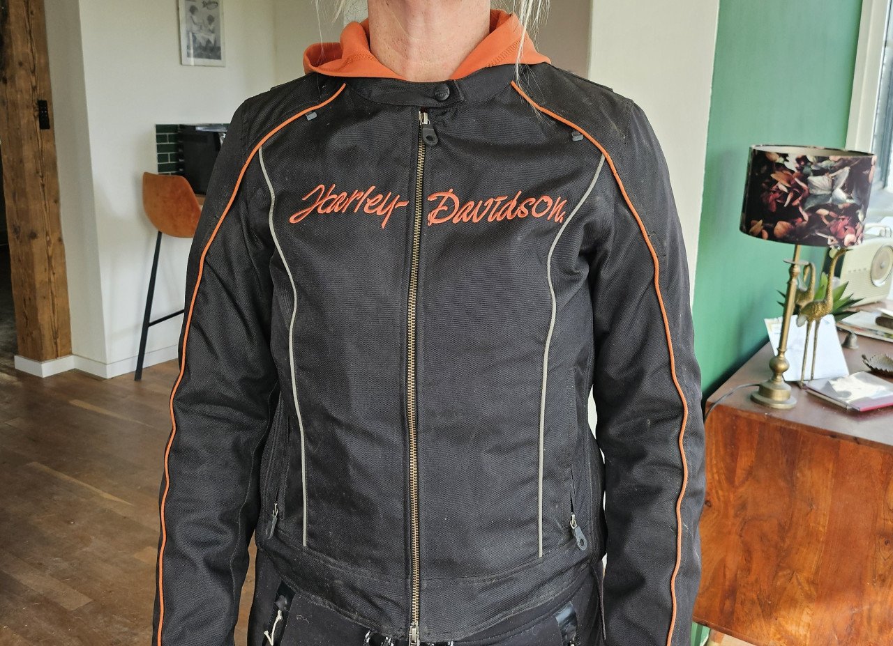 Motorjas  en handschoenen dames Harley Davidson