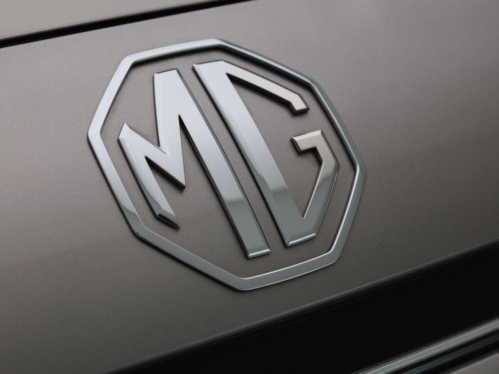 MG Hs 1.5 phev aut. luxury