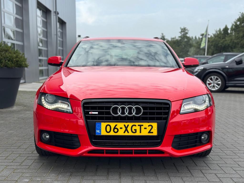 Audi A4 avant 1.8 tfsi pro line s * trekhaak * clima * stoelverwarming * na