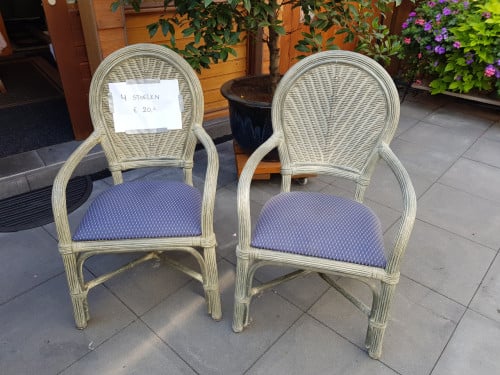 STOELEN RIET
