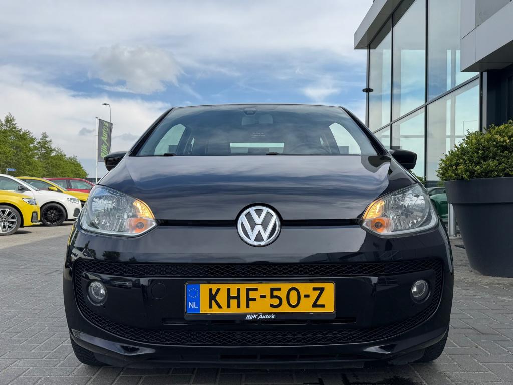 Volkswagen UP! 1.0 high up! * panoramadak * cruise control * stoelverwarmin