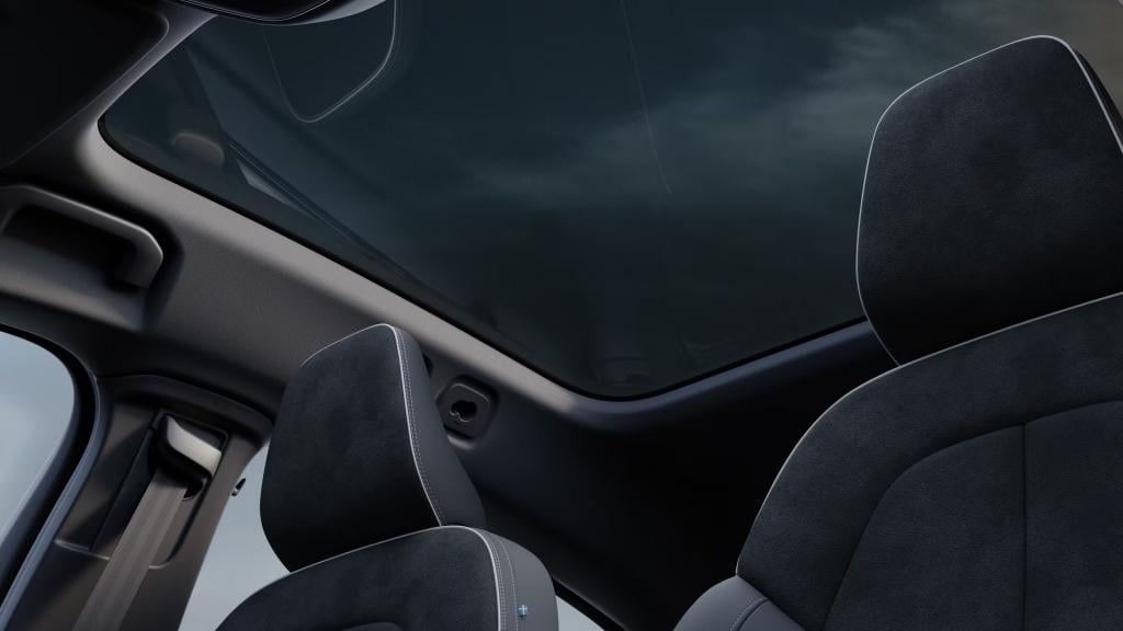 Volvo Ec40 extended range ultra dark europa