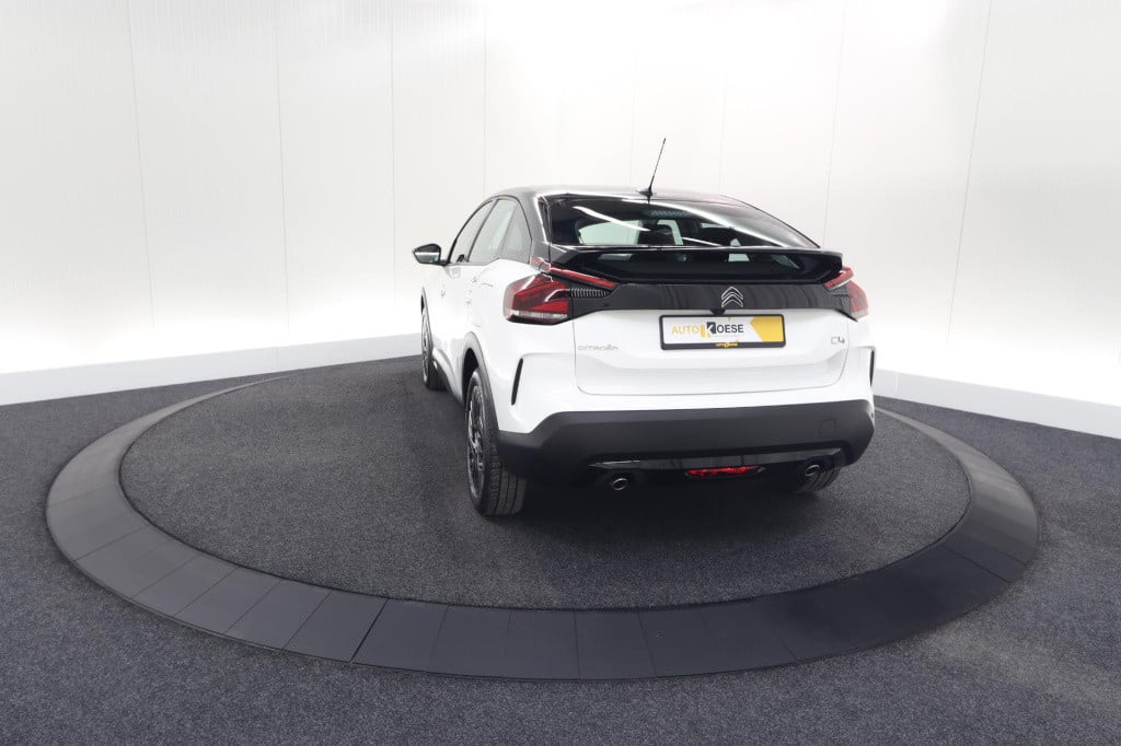 Citroen C4 puretech 130 eat8 feel edition | camera | apple carplay | parkee