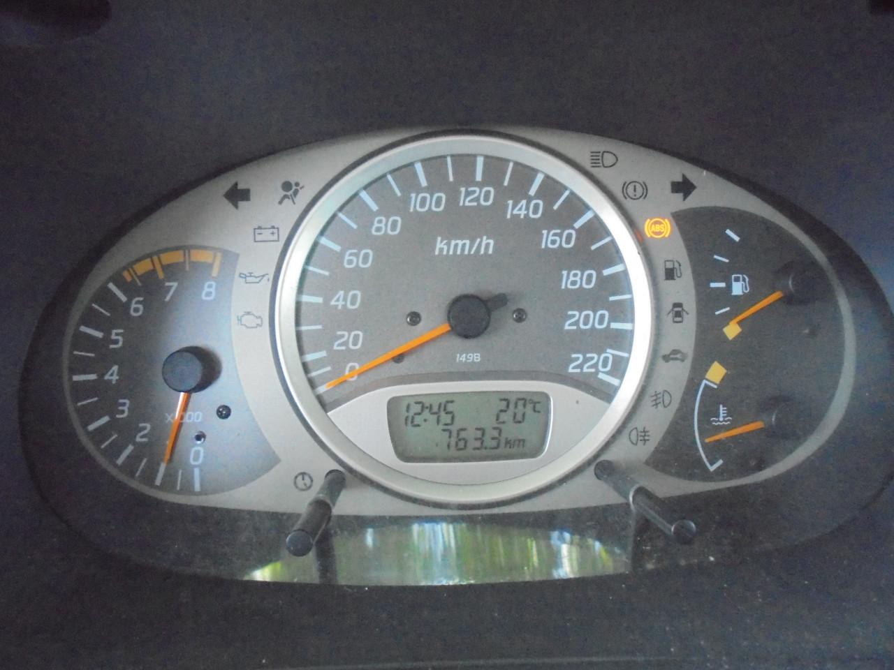 Nissan Almera Tino 1.8i Apk Juli 2026 derde eigenaar ,algehele nette staat