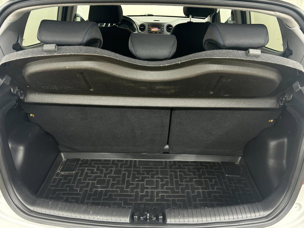 Hyundai I 10 occasion 1.0i i-motion comfort plus | wit | tweedehands hyunda