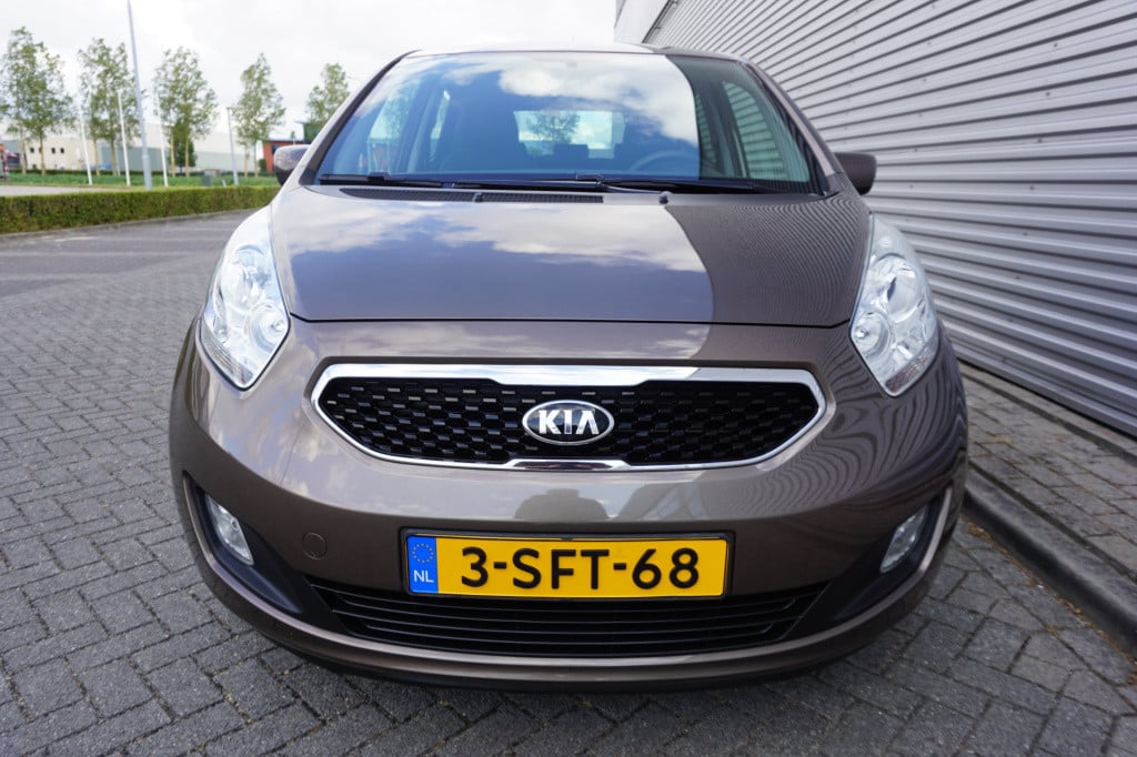 Kia Venga 1.4 cvvt 20th anniversary airco / navi / cruise / trekhaak / elek