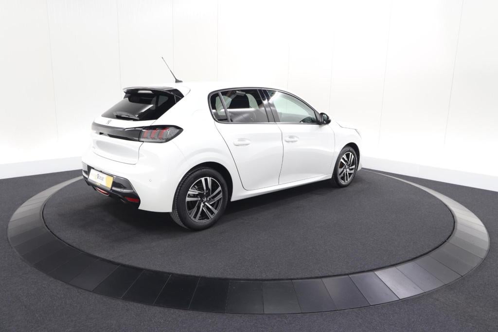 Peugeot 208 puretech 100 allure | camera | apple carplay | parkeersensoren 