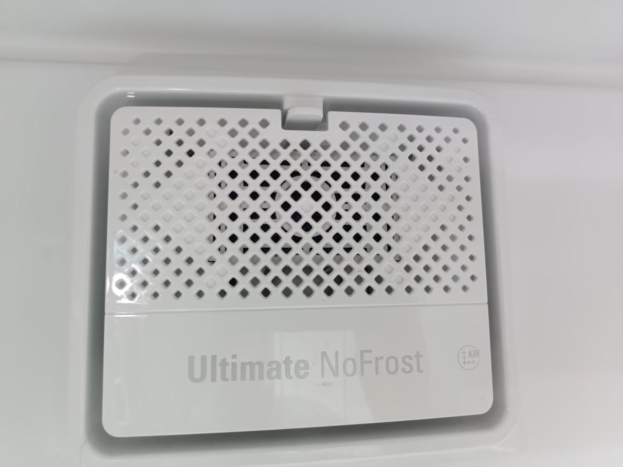 Bauknecht vrijstaande Koel-vriescombinatie No-Frost RVS-look