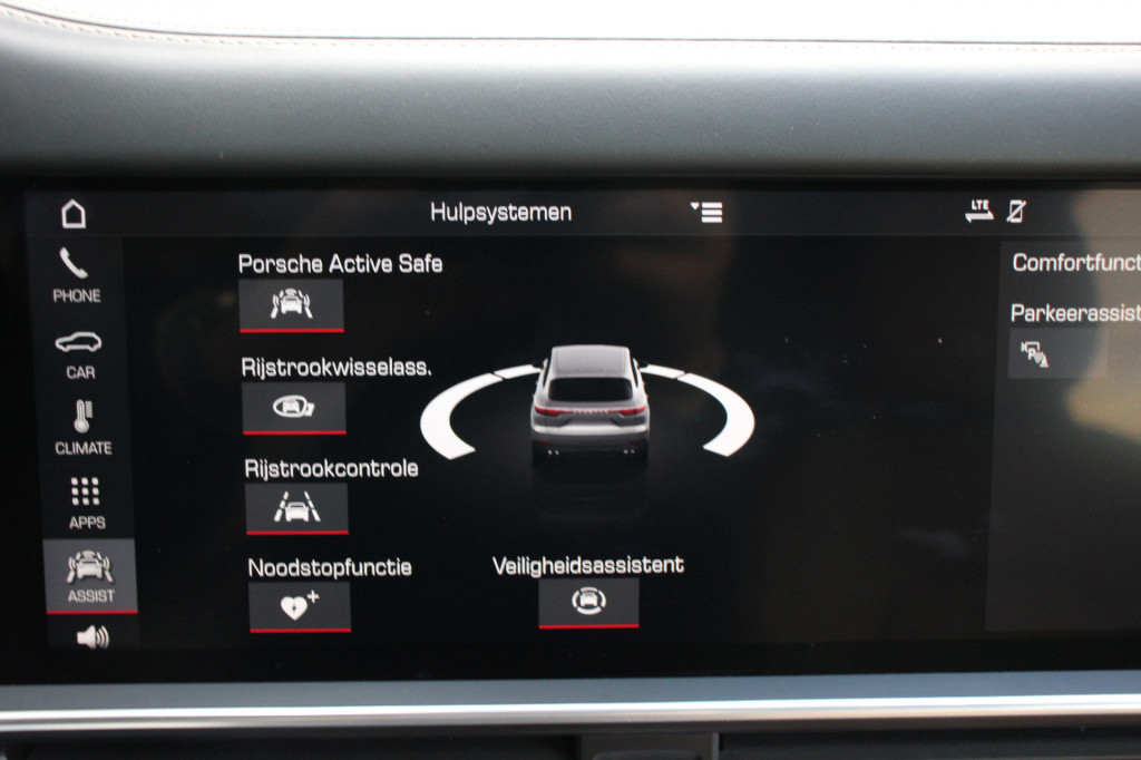 Porsche Cayenne 3.0 | sportdesign | pano | luchtvering | adaptief cruise co
