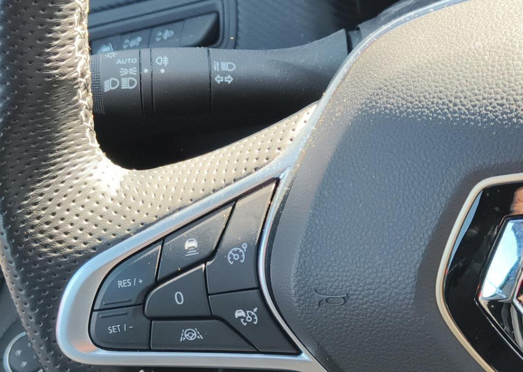 Renault Clio 1.6 e-tech hybrid 145 e-tech engineered