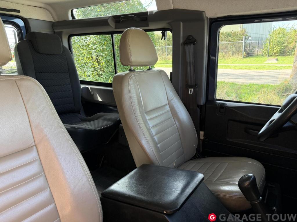 Land Rover Defender 2.4 td 90 sw se