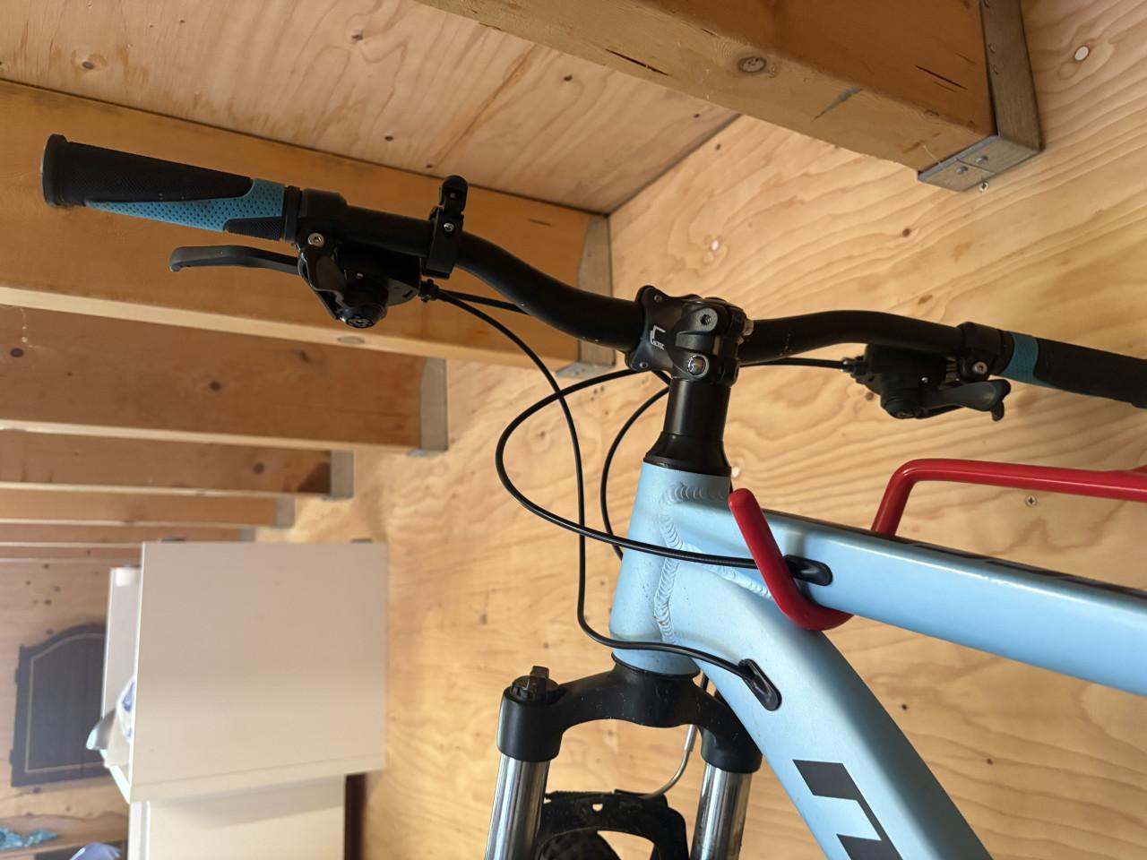Mountainbike altec mirage